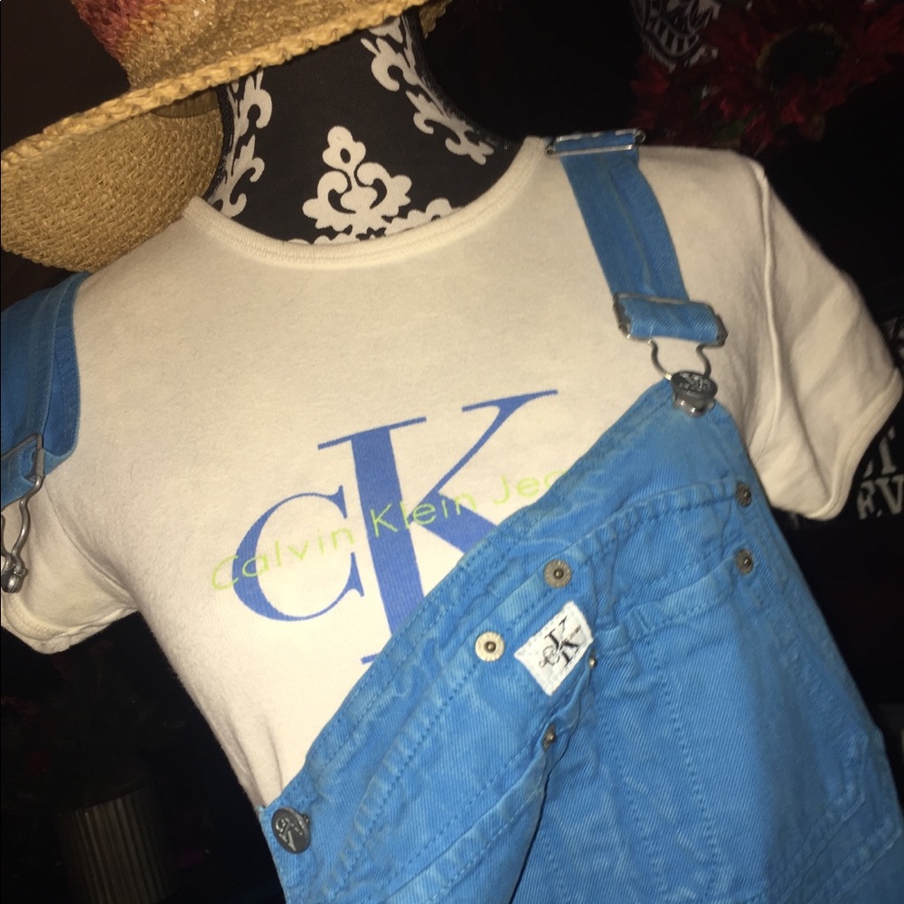 Calvin Klein turquoise bib overall shorts t-shirt